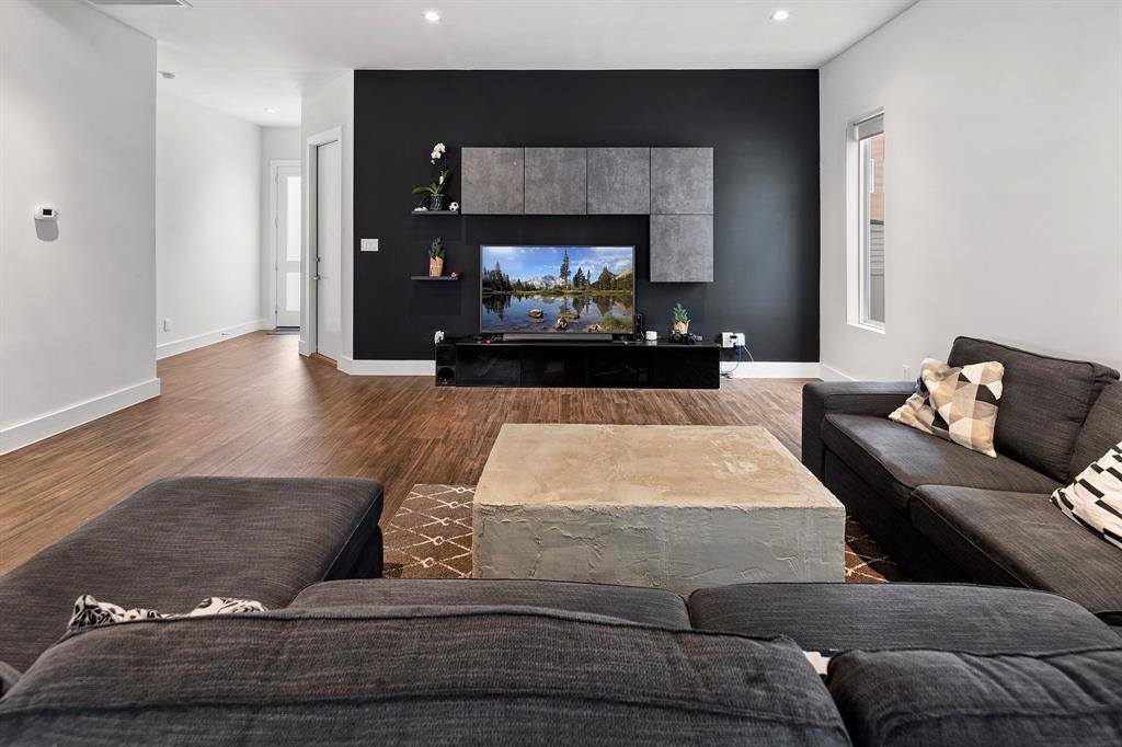 5511 Paraiso Place, Houston, TX 77091