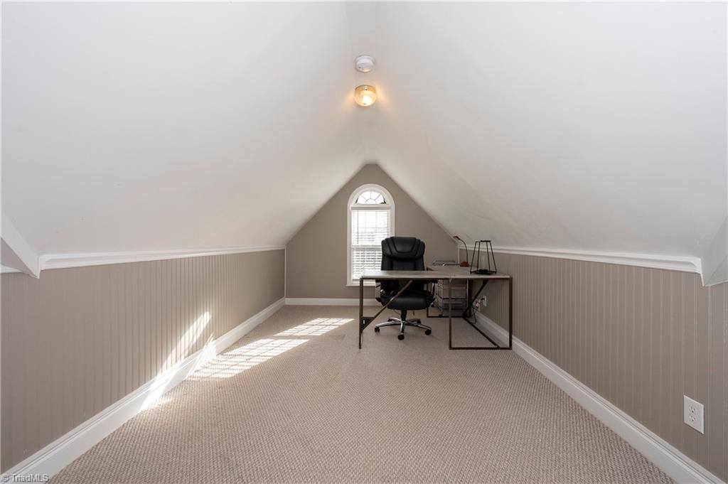 5870 Ferntree Court, Pfafftown, NC 27040