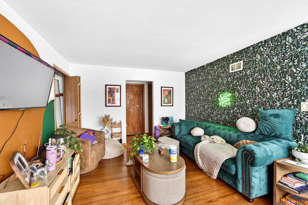 9126 West Grantosa Dr, Milwaukee, WI 53225