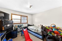 9126 West Grantosa Dr, Milwaukee, WI 53225