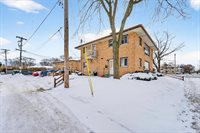 9126 West Grantosa Dr, Milwaukee, WI 53225