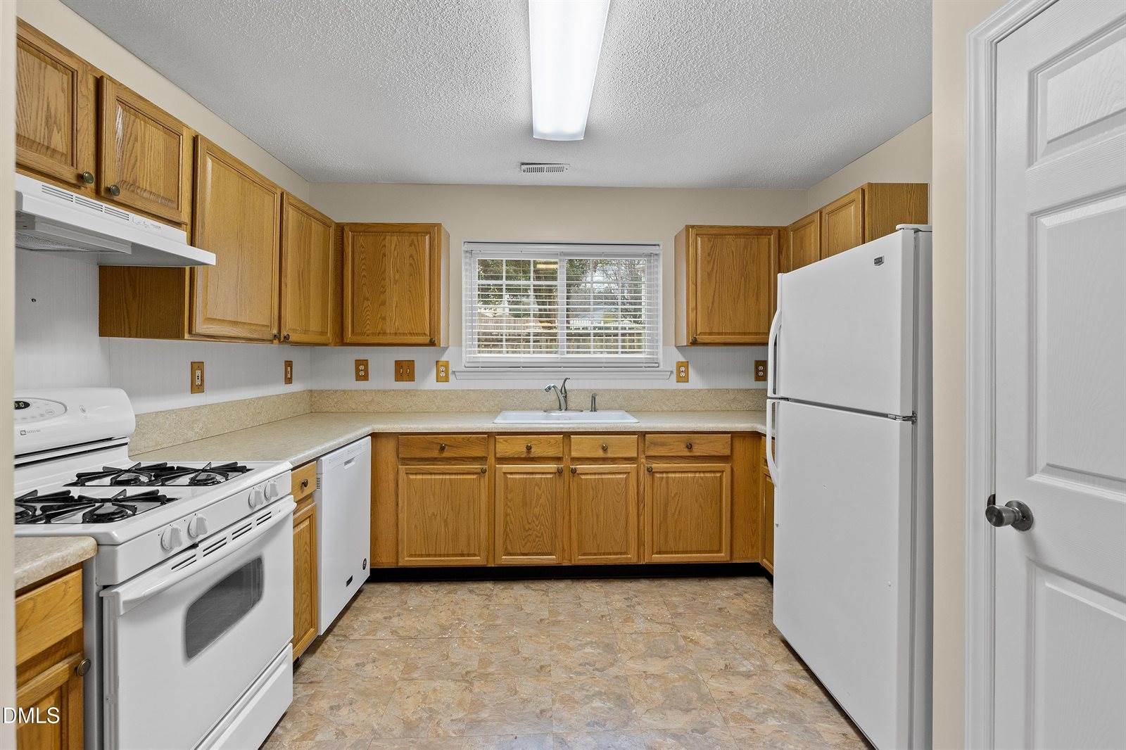 6 Tinsbury Place, Durham, NC 27713