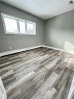 102 B Street, Fairbanks, AK 99701