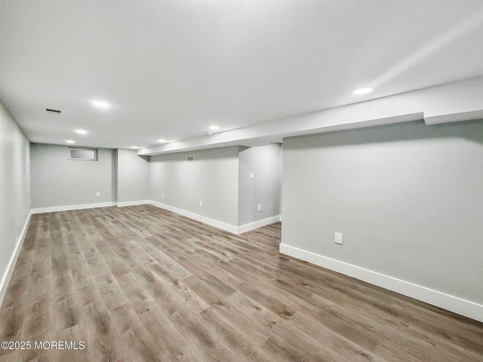 39 Pine Avenue, Freehold, NJ 07728