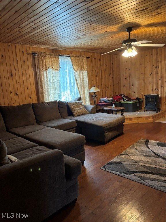 66482 Larrick Ridge Rd, Cambridge, OH 43725