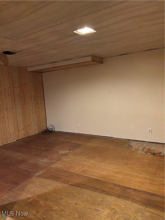 66482 Larrick Ridge Rd, Cambridge, OH 43725