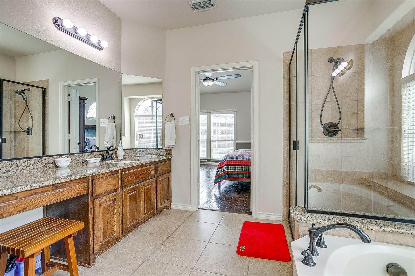 2805 Stackhouse Street, Fort Worth, TX 76244