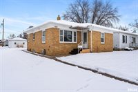 5215 11TH Avenue, Moline, IL 61265