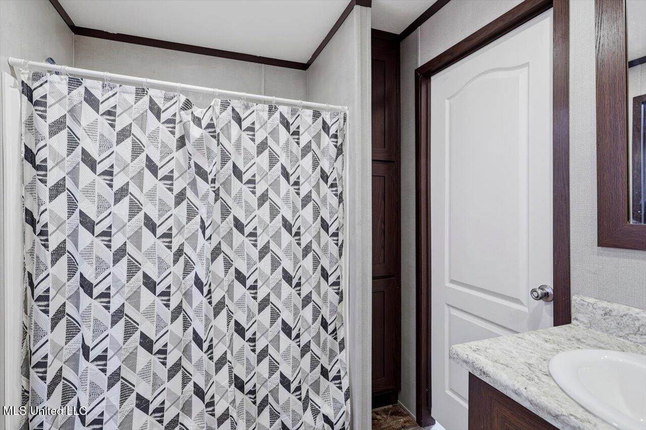 102 Horseshoe Circle, Brandon, MS 39047