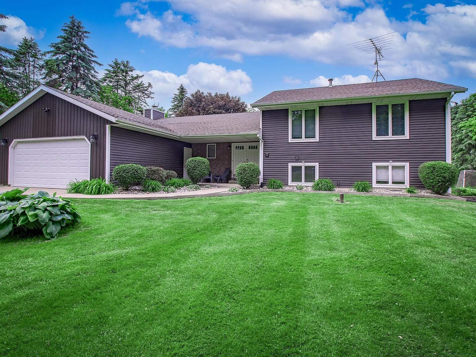 7640 W H Ave, Kalamazoo, MI 49009