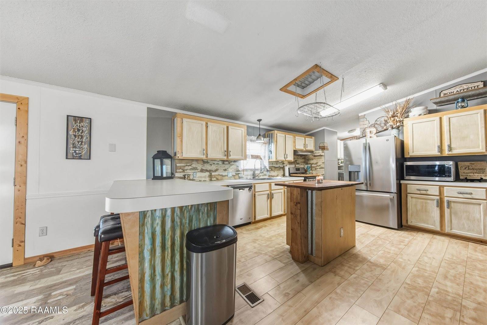 330 Vatican Road, Carencro, LA 70520