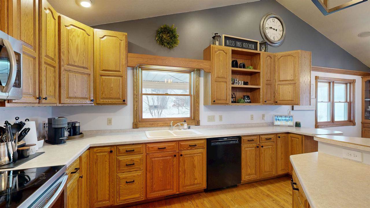 4674 County Highway BC, Sparta, WI 54656