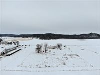 4674 County Highway BC, Sparta, WI 54656