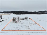 4674 County Highway BC, Sparta, WI 54656