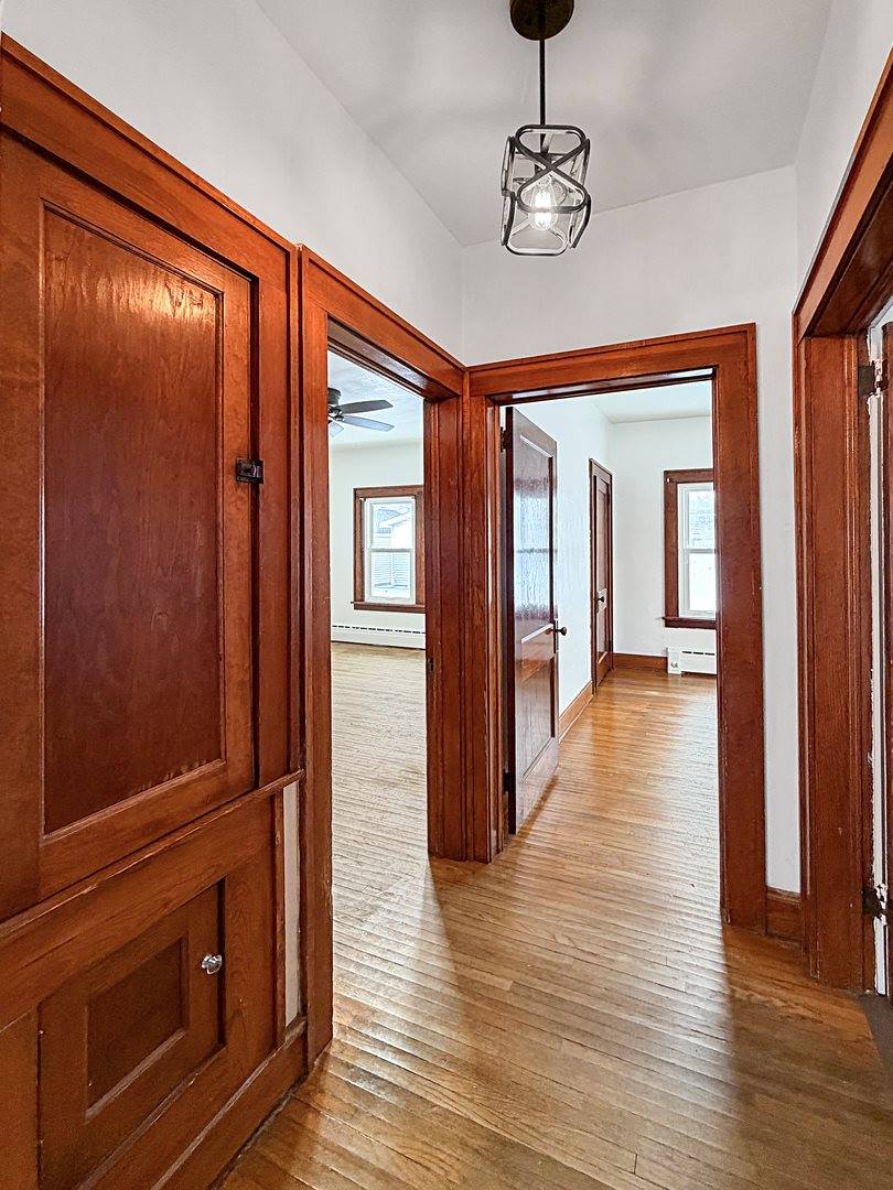 327 West Garfield Street, Freeport, IL 61032