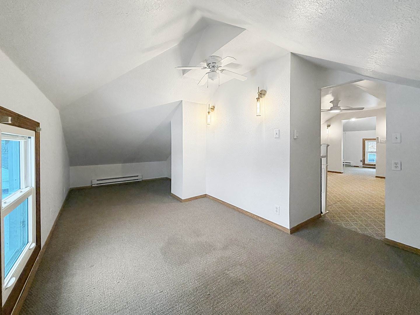 327 West Garfield Street, Freeport, IL 61032