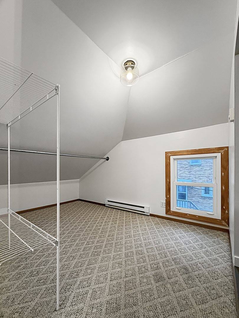 327 West Garfield Street, Freeport, IL 61032