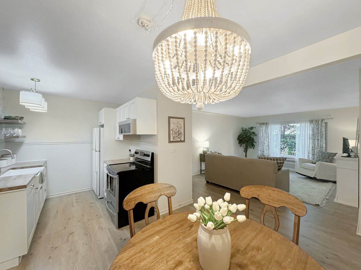 124 North Whistler C4 Avenue, #C4, Freeport, IL 61032