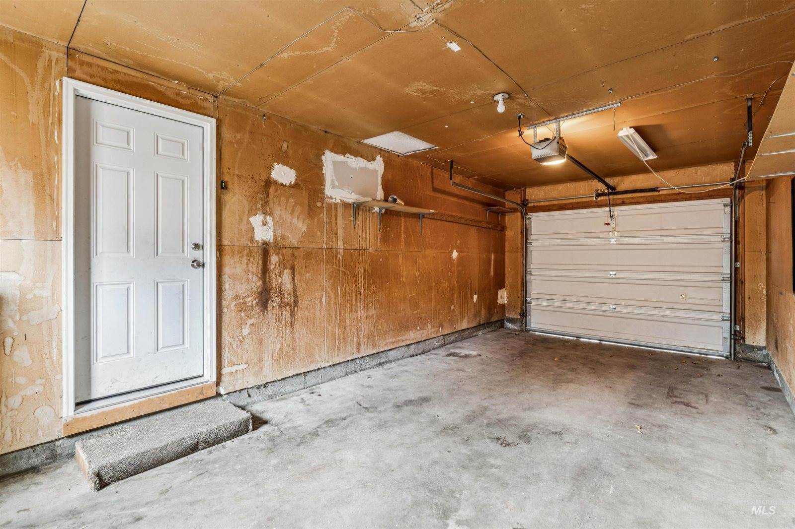 2105 Airport Ave, Caldwell, ID 83605