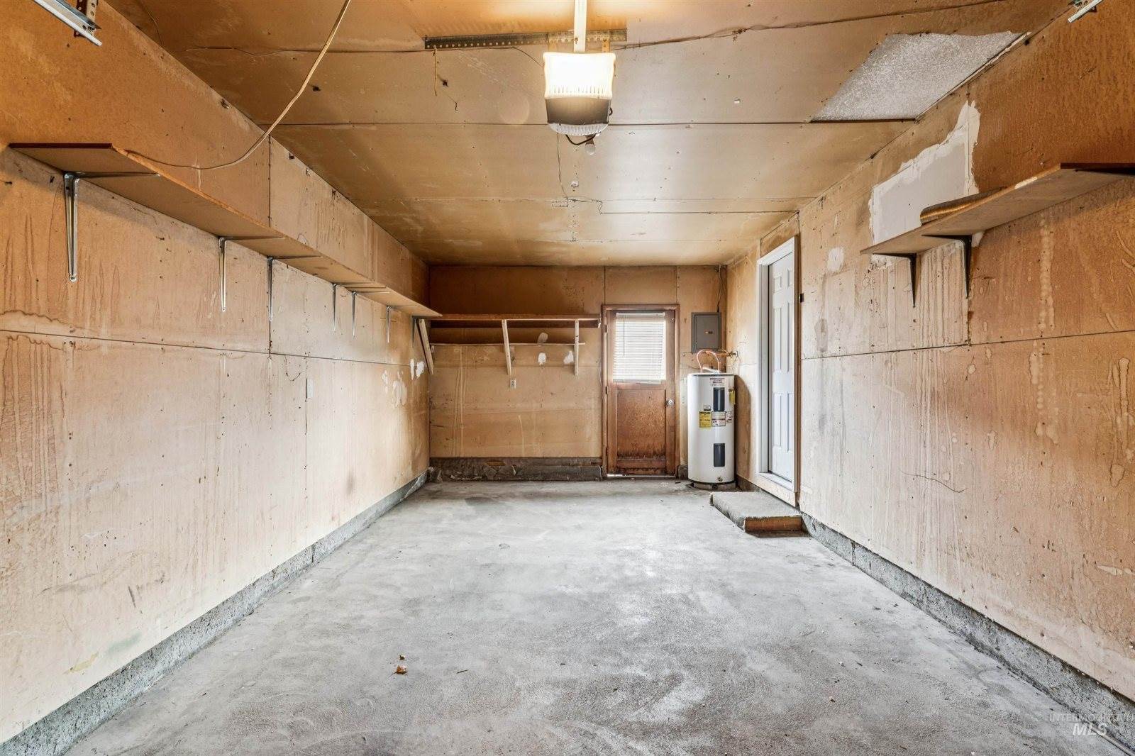 2105 Airport Ave, Caldwell, ID 83605