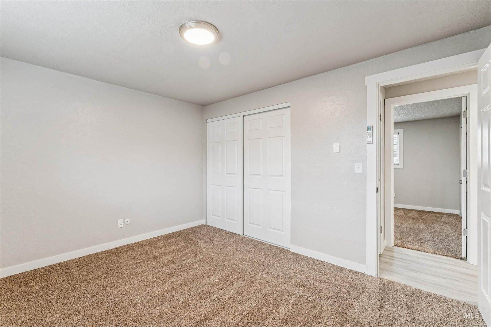 2105 Airport Ave, Caldwell, ID 83605