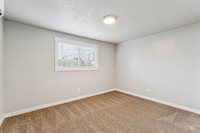 2105 Airport Ave, Caldwell, ID 83605