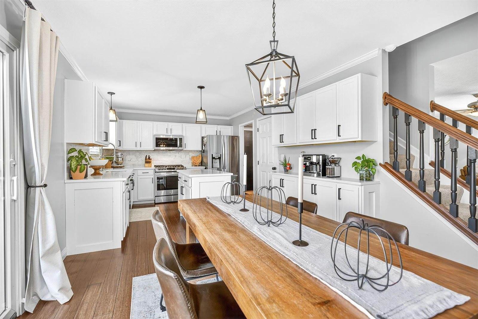 3225 Weeping Spruce Drive, Grove City, OH 43123