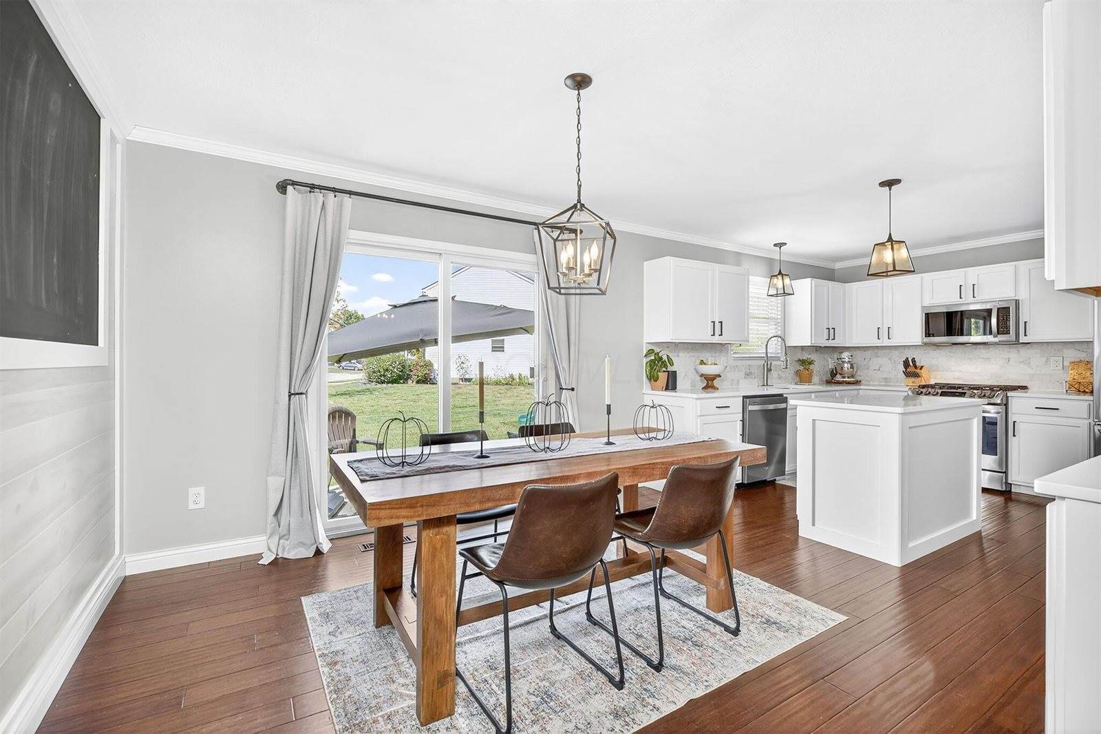 3225 Weeping Spruce Drive, Grove City, OH 43123