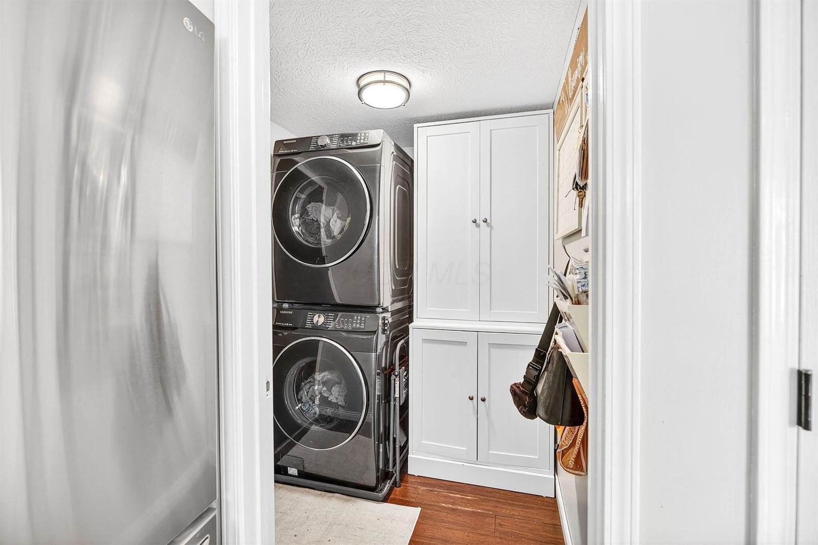 3225 Weeping Spruce Drive, Grove City, OH 43123