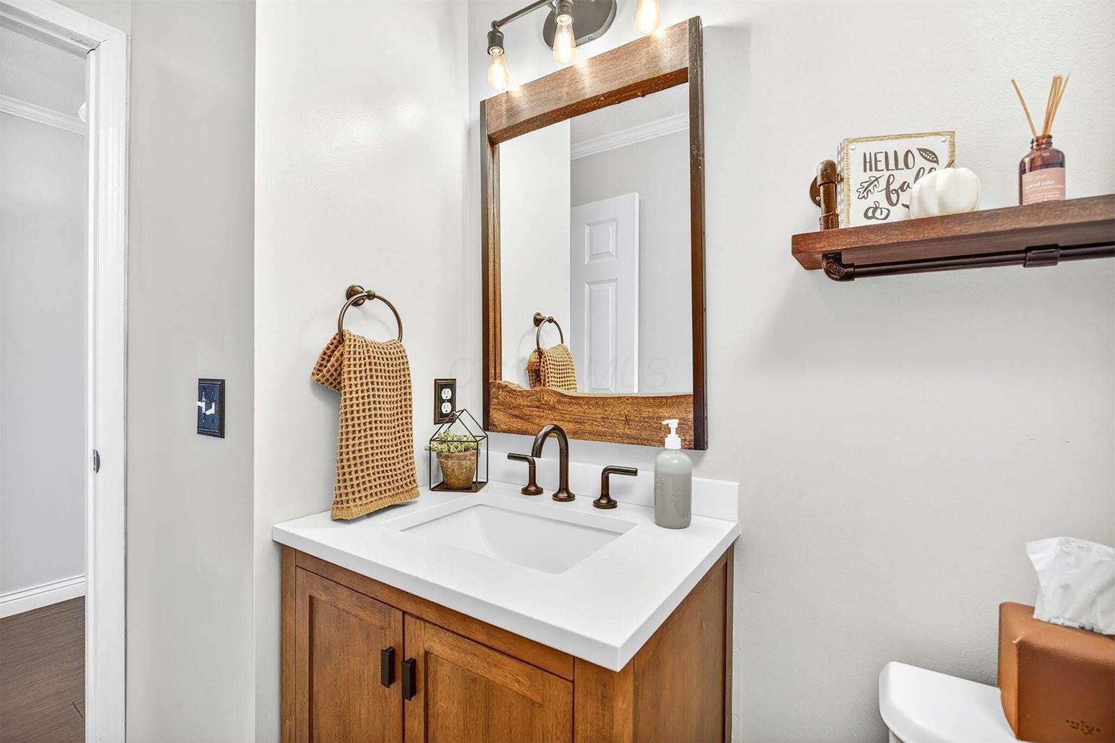 3225 Weeping Spruce Drive, Grove City, OH 43123