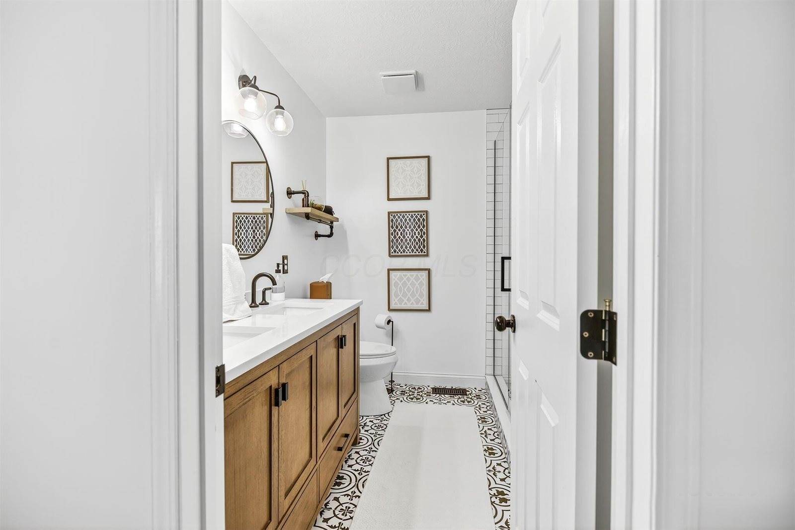 3225 Weeping Spruce Drive, Grove City, OH 43123