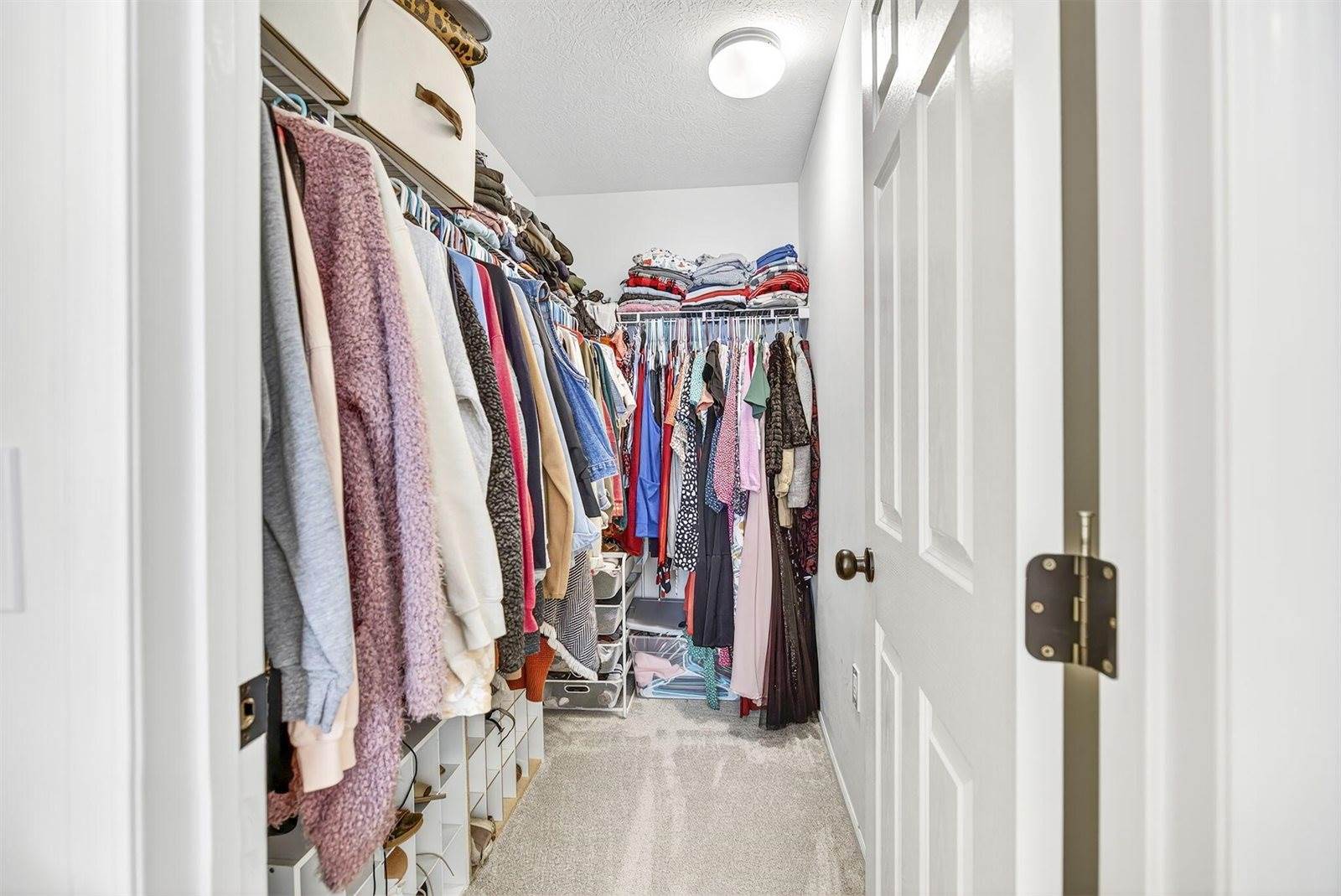 3225 Weeping Spruce Drive, Grove City, OH 43123