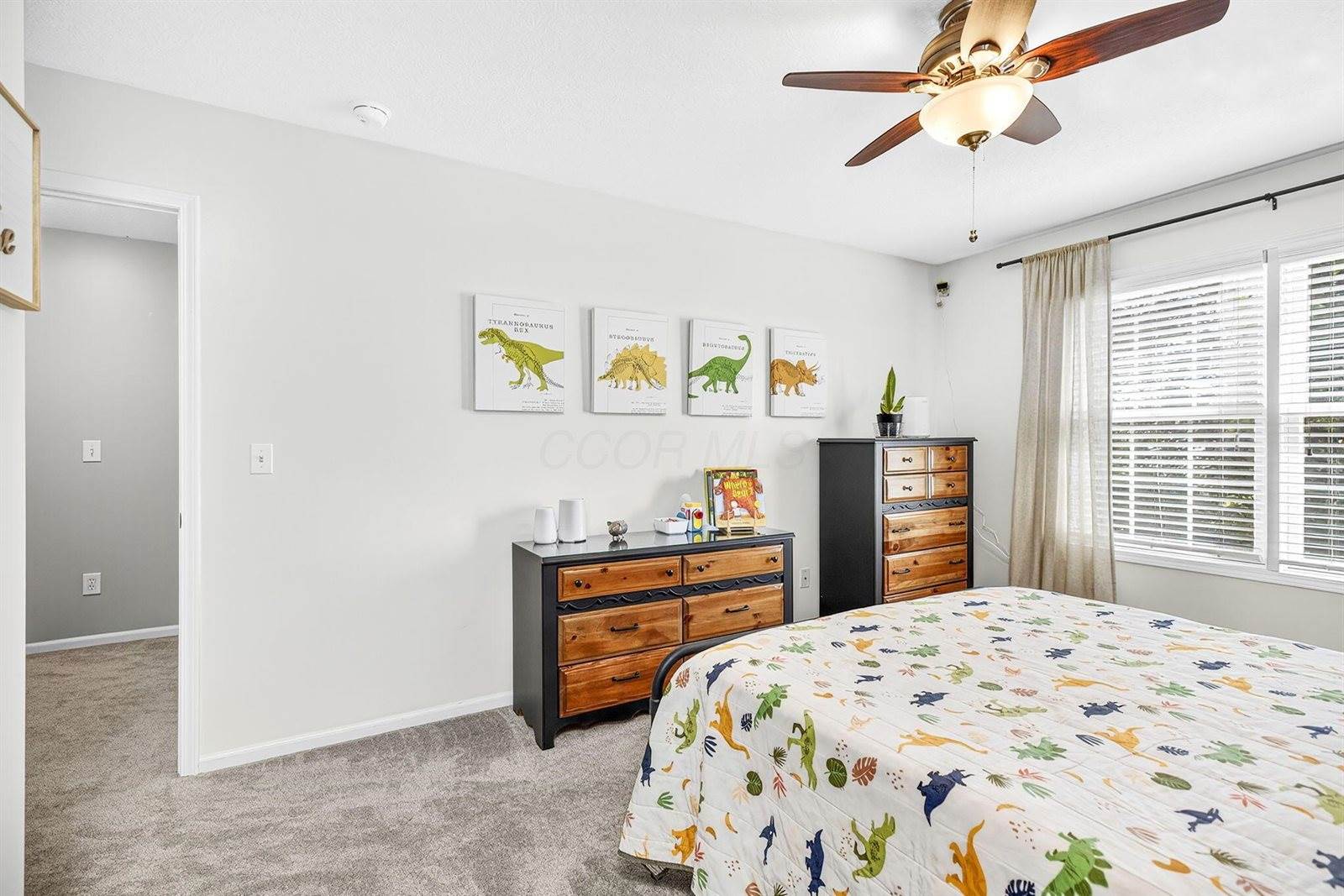 3225 Weeping Spruce Drive, Grove City, OH 43123