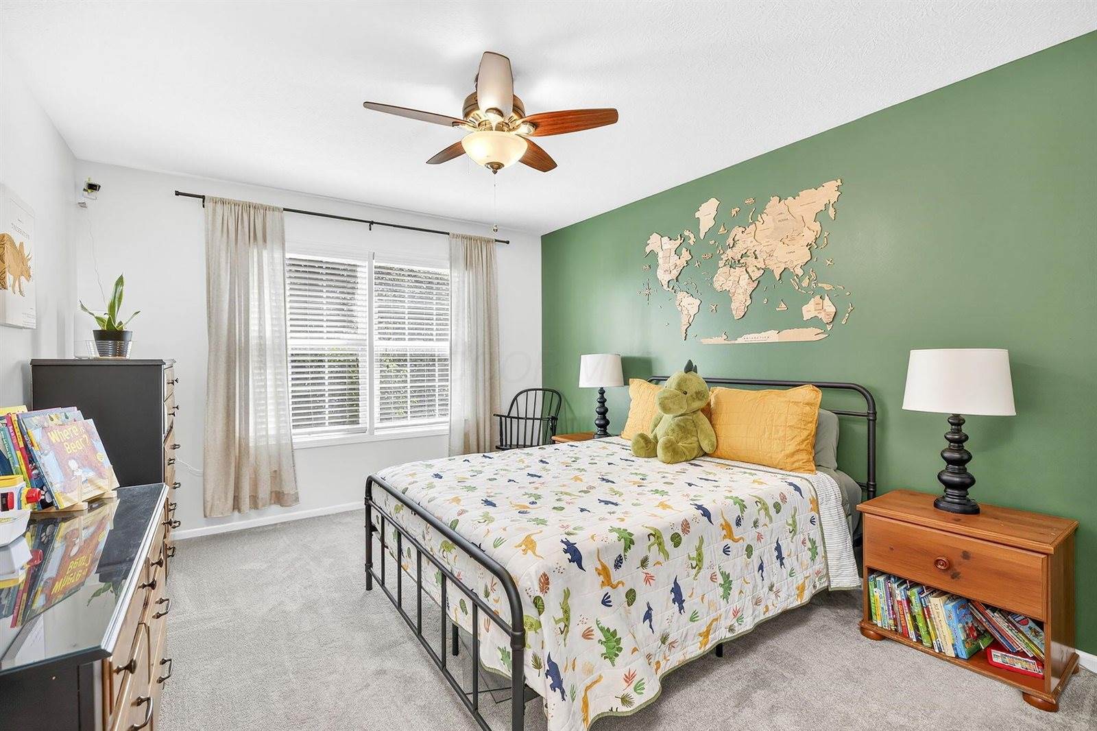 3225 Weeping Spruce Drive, Grove City, OH 43123