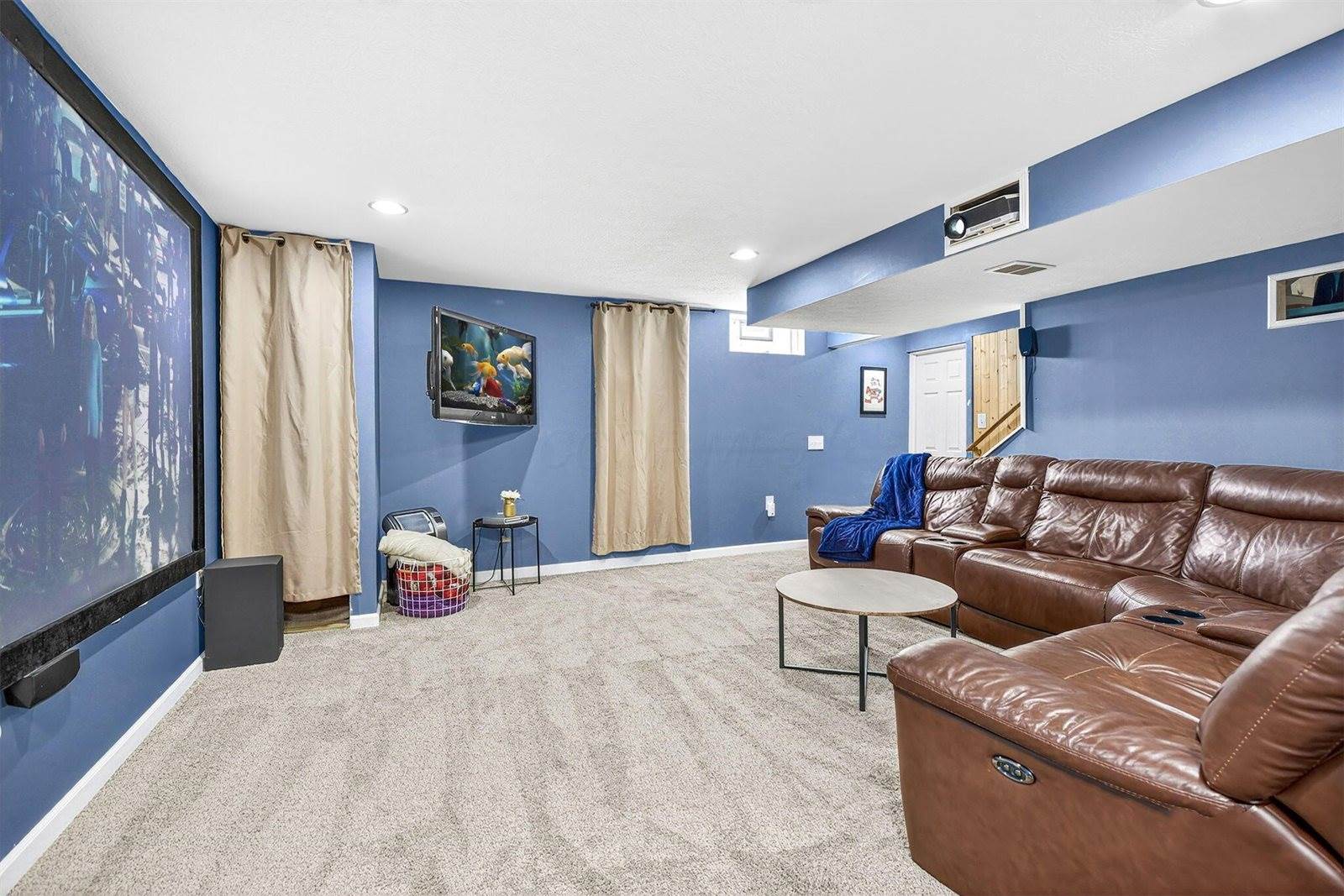 3225 Weeping Spruce Drive, Grove City, OH 43123