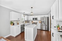 3225 Weeping Spruce Drive, Grove City, OH 43123