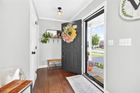 3225 Weeping Spruce Drive, Grove City, OH 43123