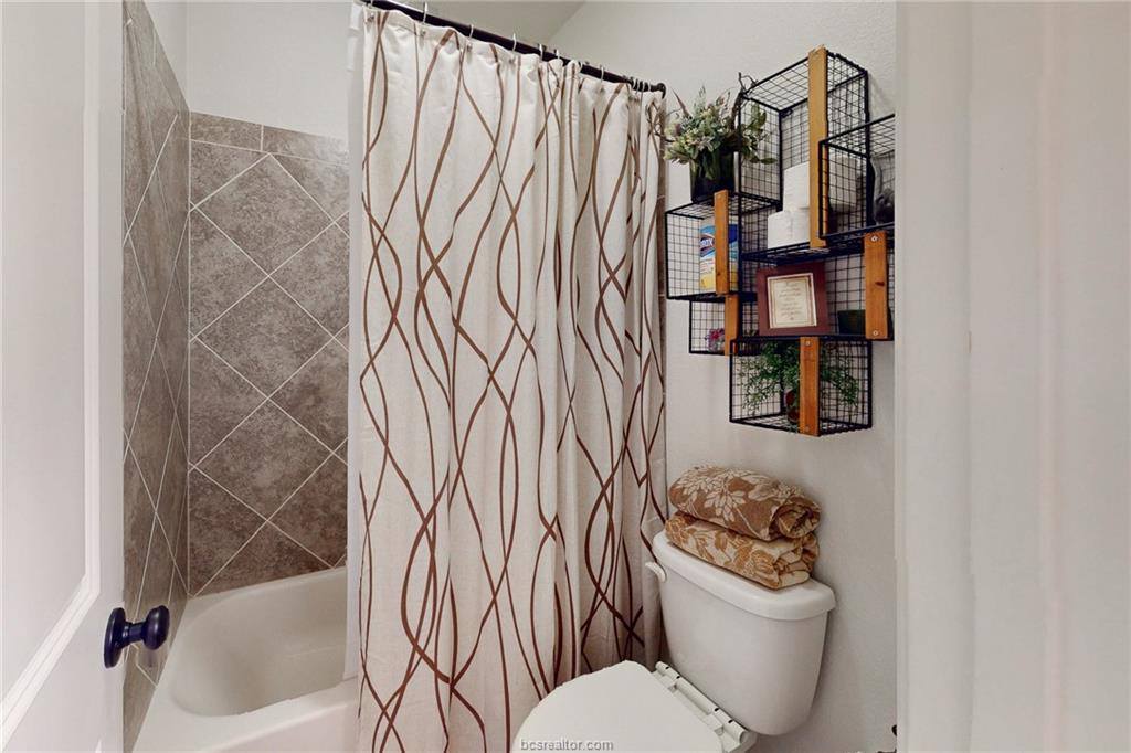 3317 Fiddlers Green, Bryan, TX 77808