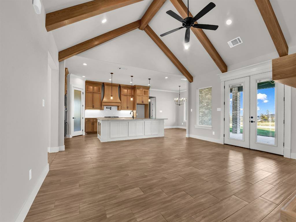 143 Oak Meadow Lane, Weatherford, TX 76085