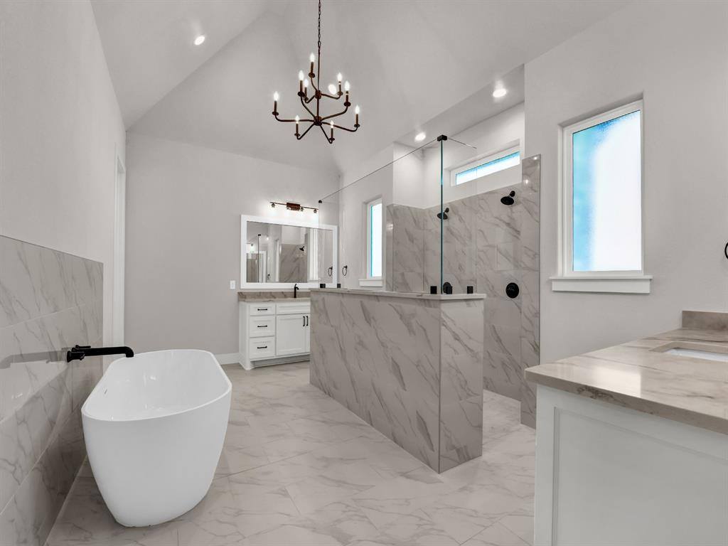 143 Oak Meadow Lane, Weatherford, TX 76085