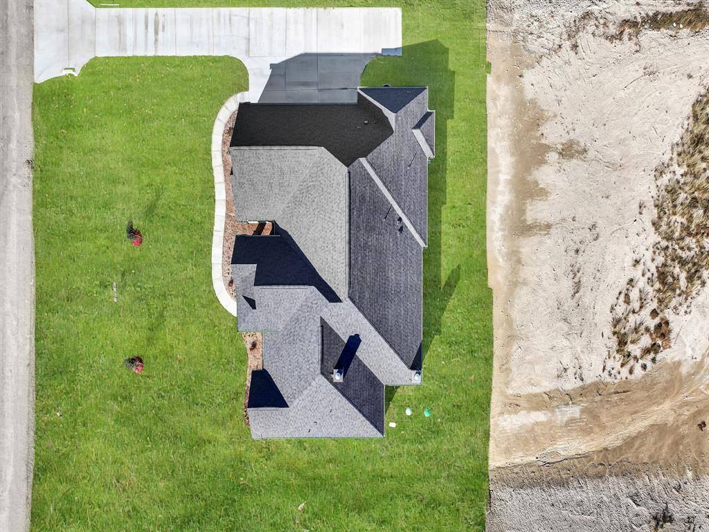 143 Oak Meadow Lane, Weatherford, TX 76085