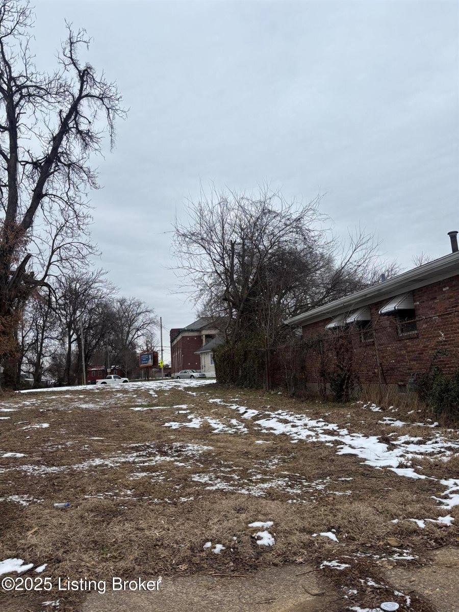 2515 Woodland Ave, Louisville, KY 40210