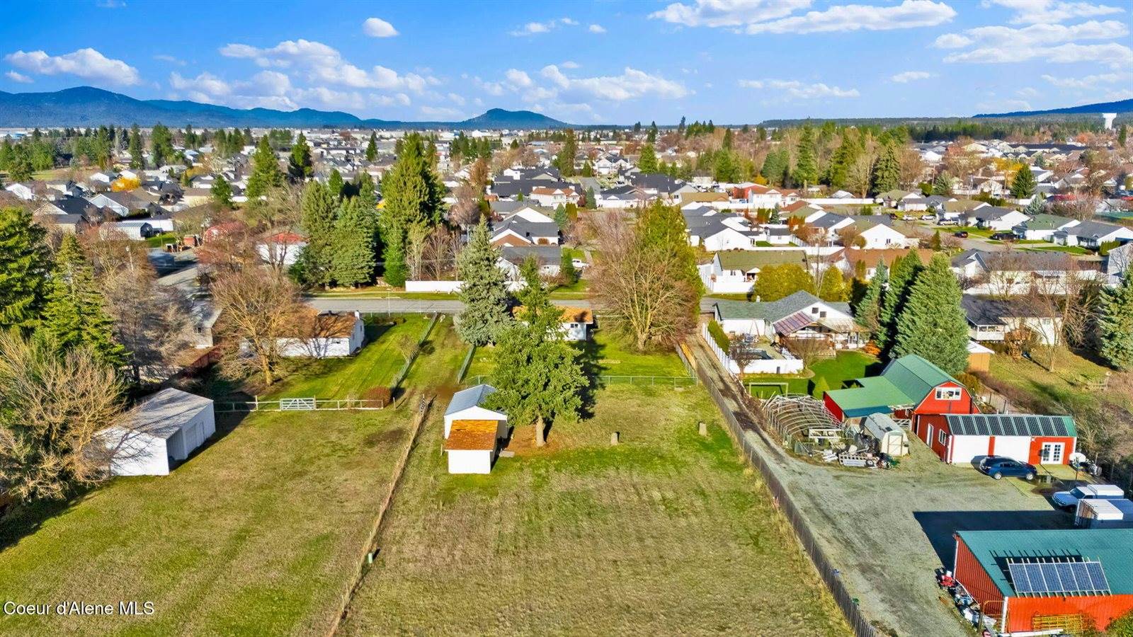 1810 West Honeysuckle Ave., Hayden, ID 83835