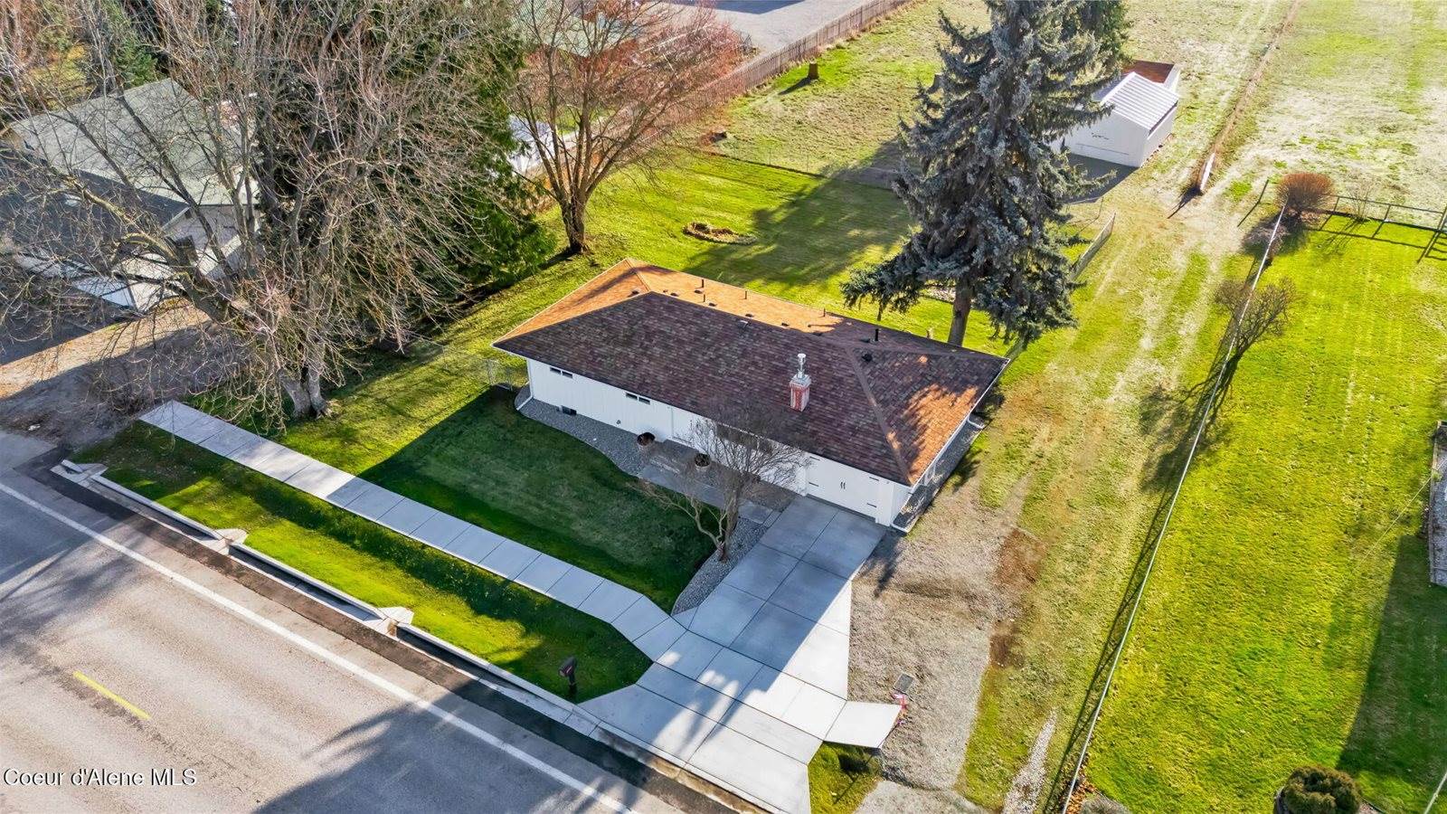 1810 West Honeysuckle Ave., Hayden, ID 83835