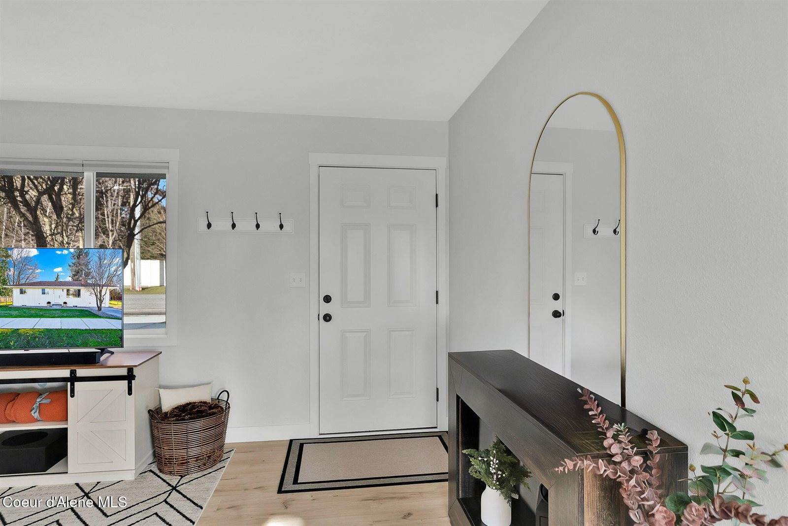 1810 West Honeysuckle Ave., Hayden, ID 83835