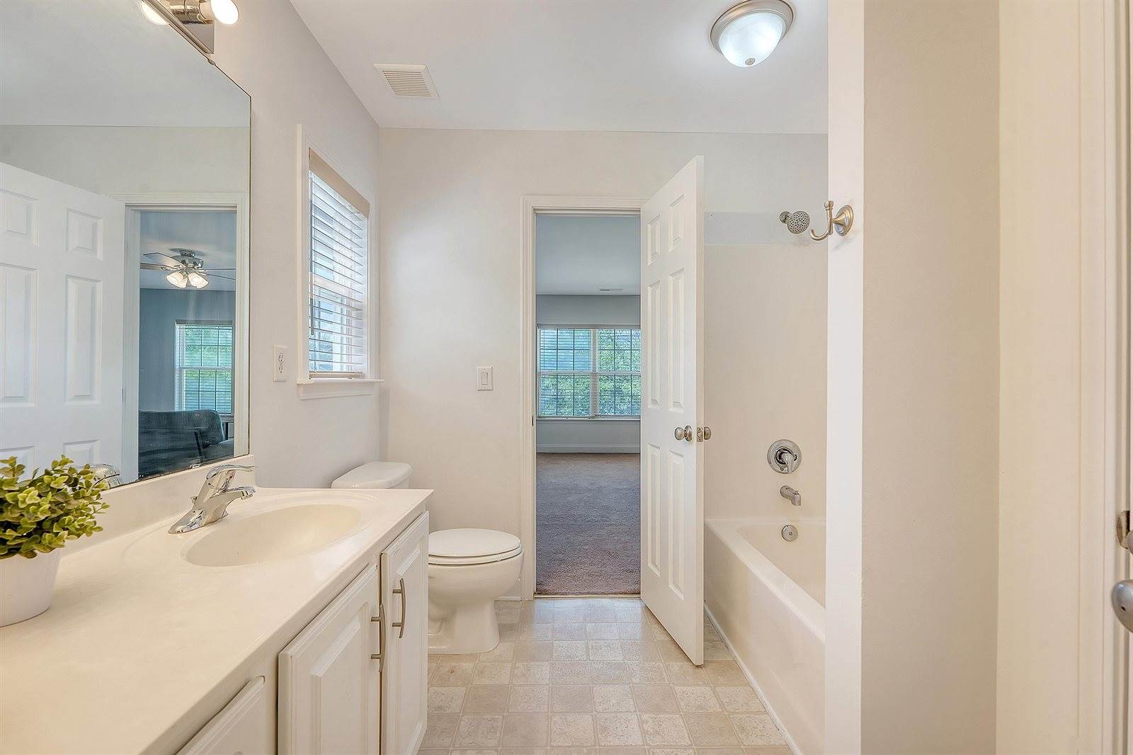 122 Balsam Circle, Summerville, SC 29485