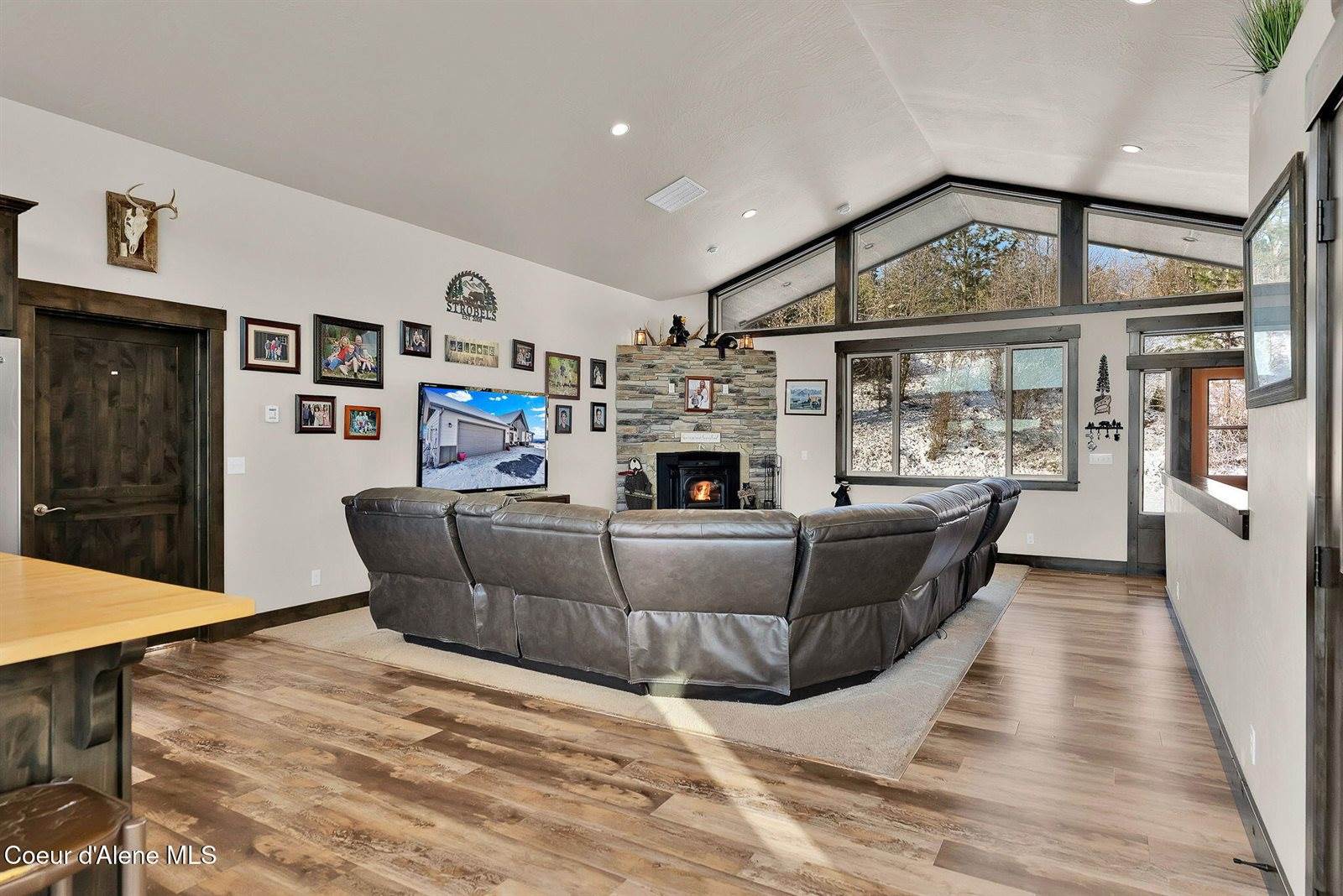 5383 East Van Dusen Rd, Harrison, ID 83833