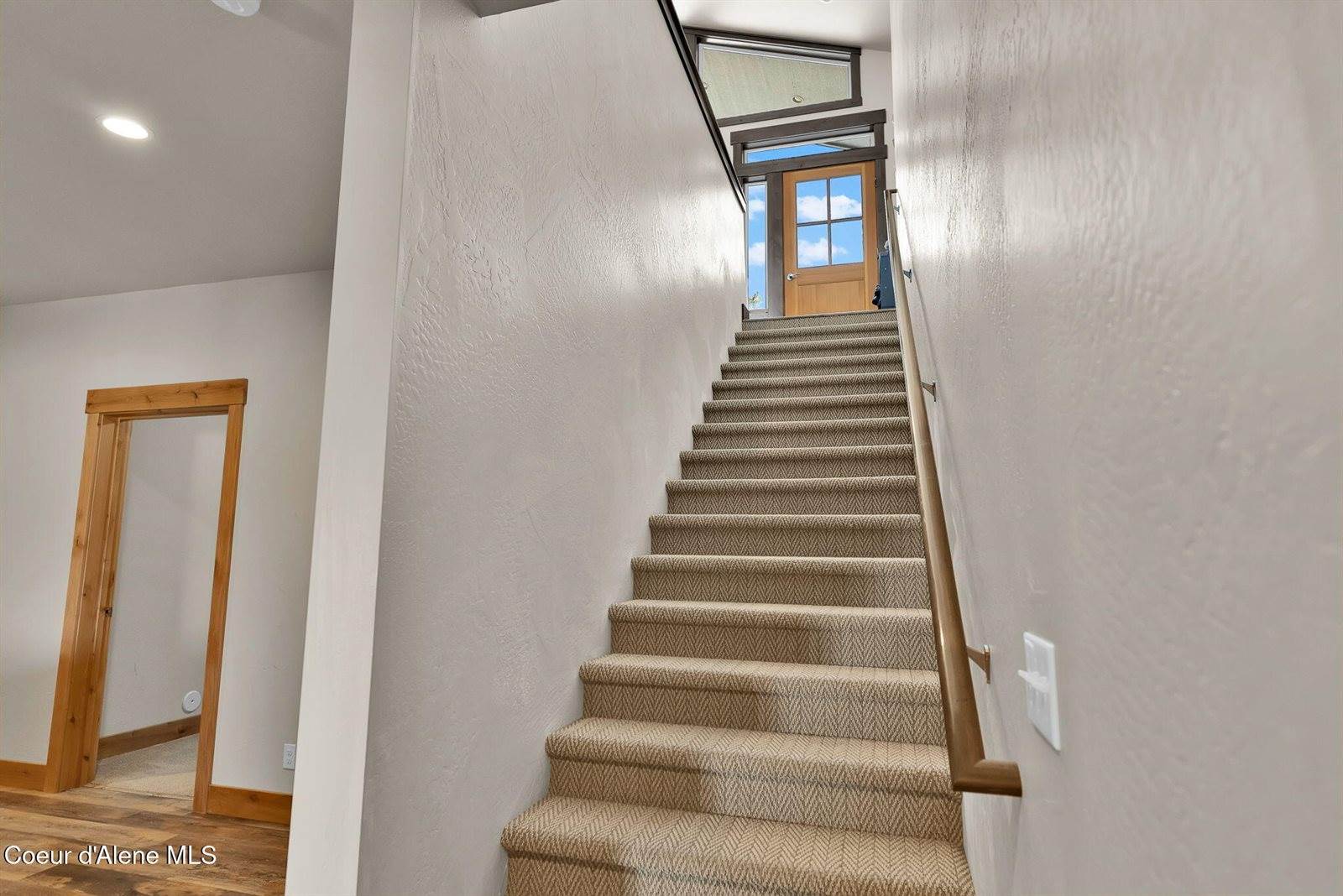 5383 East Van Dusen Rd, Harrison, ID 83833