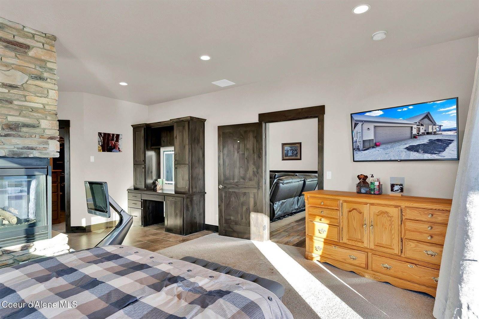 5383 East Van Dusen Rd, Harrison, ID 83833