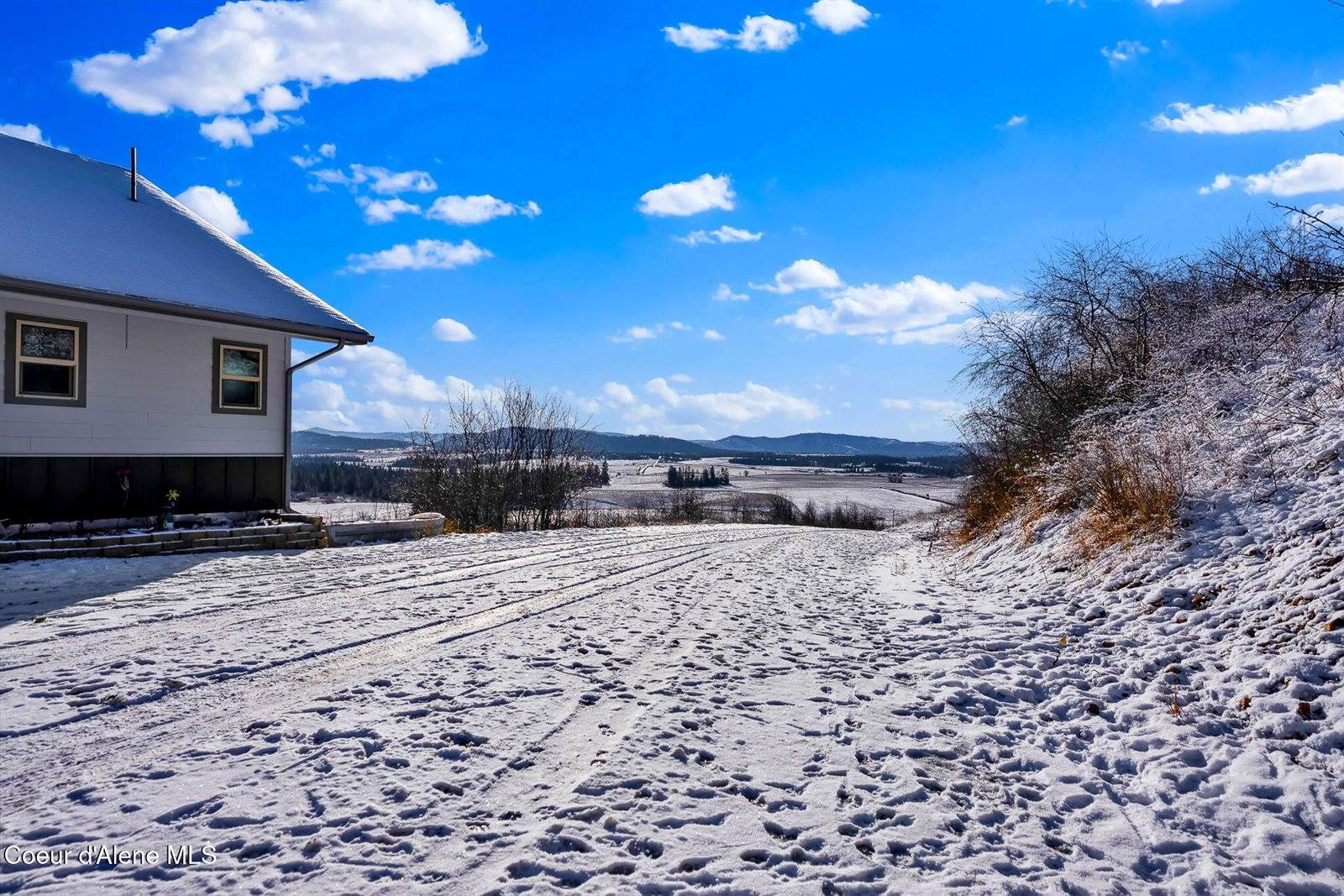 5383 East Van Dusen Rd, Harrison, ID 83833